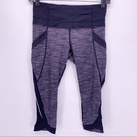 Lululemon Cropped Yoga Leggings With Pockets Size 4 - Picture 1 of 8